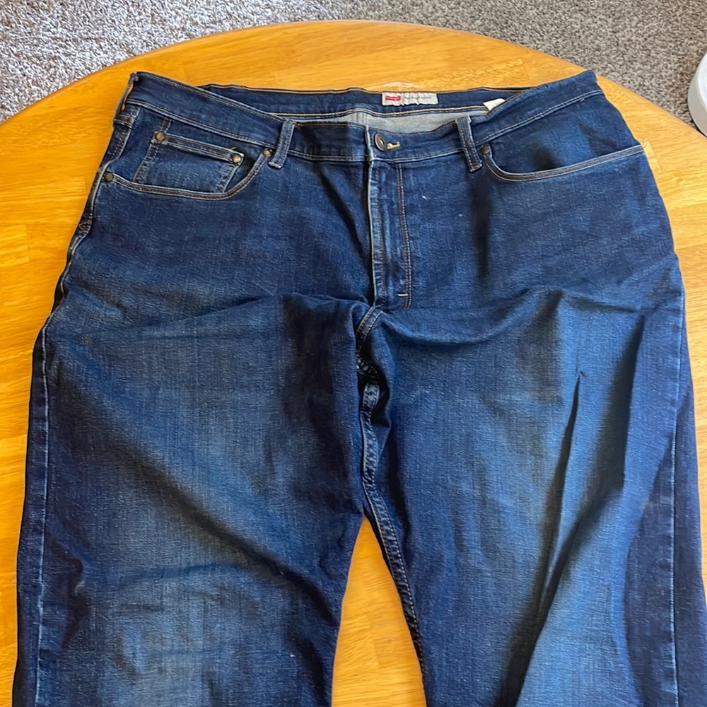 Blue Jean wrangler brand. Boot cut jeans.